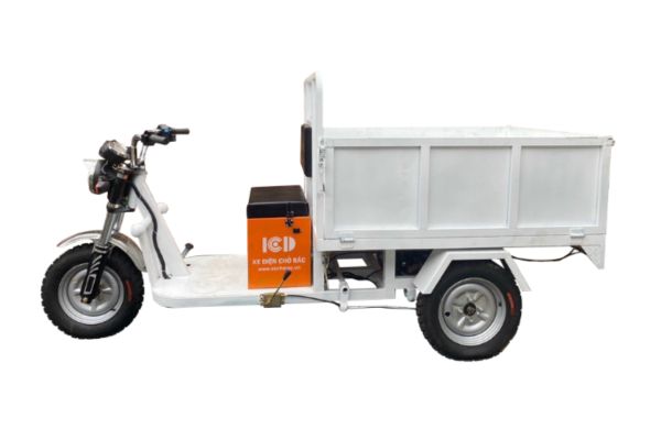 Xe gom rác 3 bánh dung tích 660L